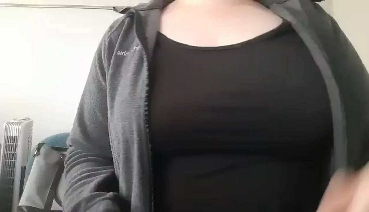 Surprise! Now start sucking...