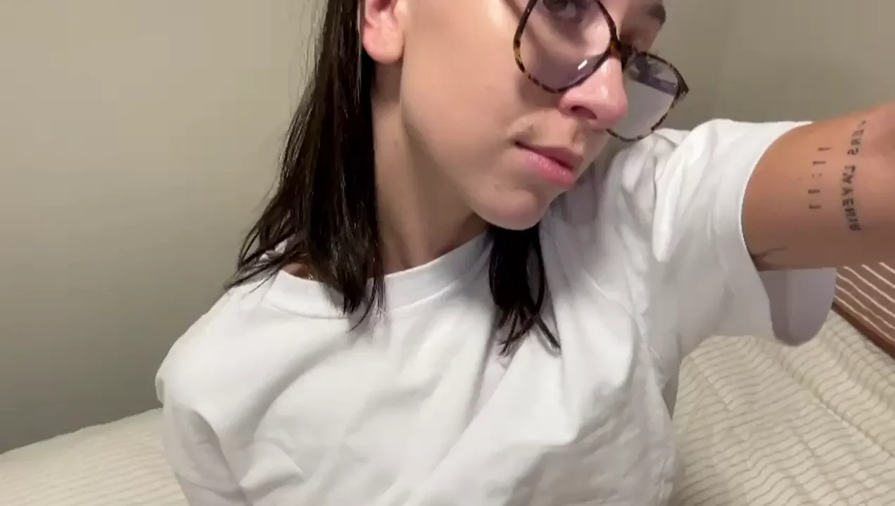 I think im no longer ashamed of my small tits