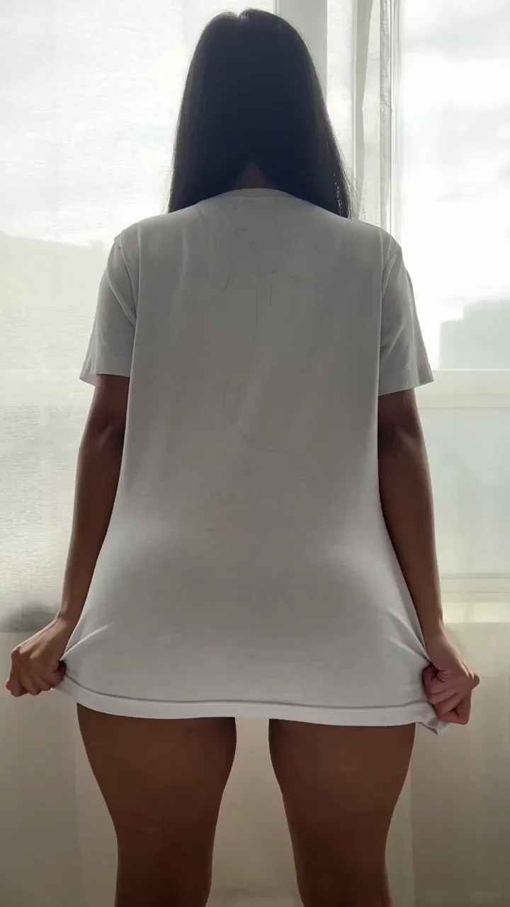 Do you like how my ass jiggles?