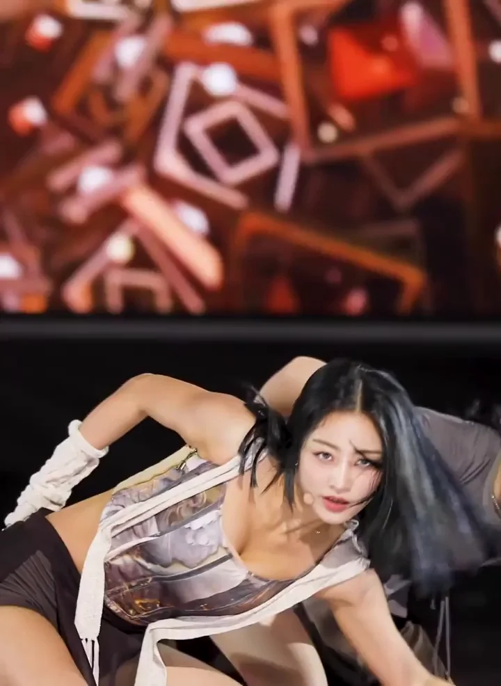 TWICE - JIHYO