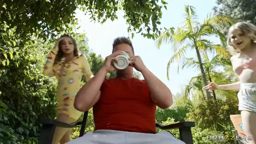 [/r/squirting] Some guys have all the luck