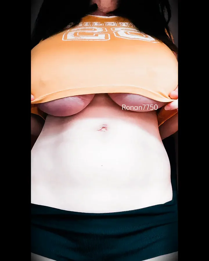 Suck them Baby 😁 my nipples are very hard today 🫦