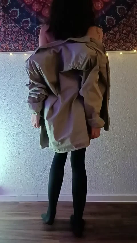 I sense you lack petite ass in stockings today