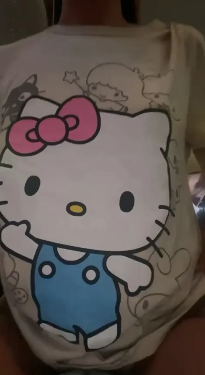 Hello Kitty, or Hello Tittes 😈