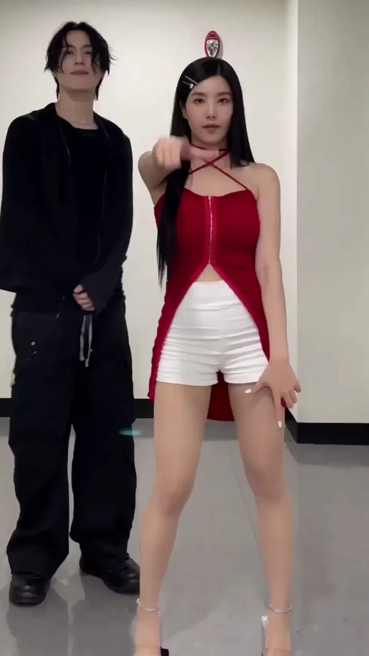🔥 Kwon Eunbi's Slutty Red Dress Tease 💋 Kpop Fap Fuel