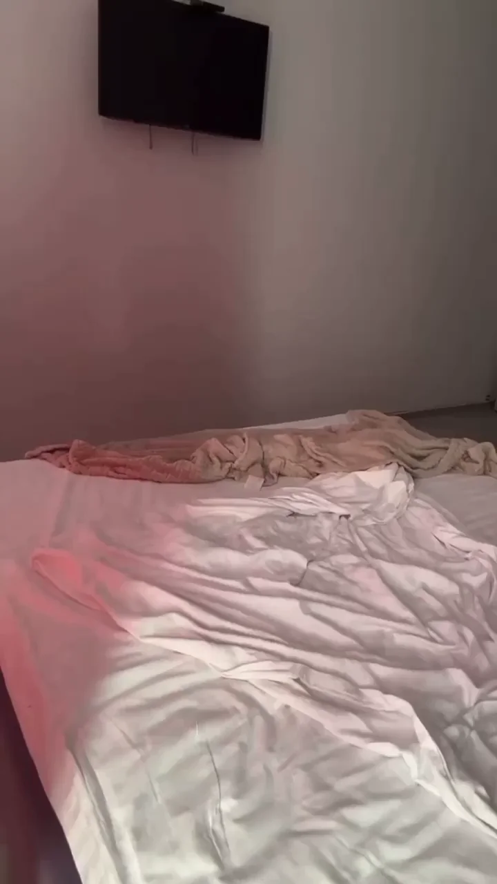 Should I fuck a random redditor that reacts to this