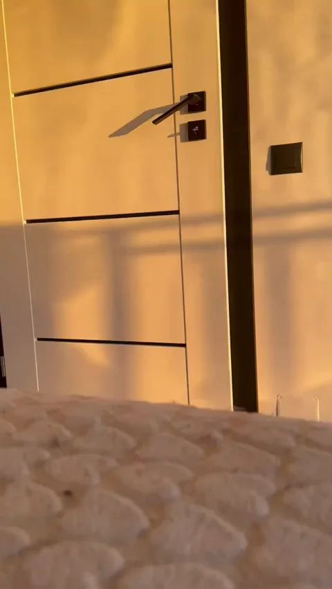 I like to walk all naked in my step bros room