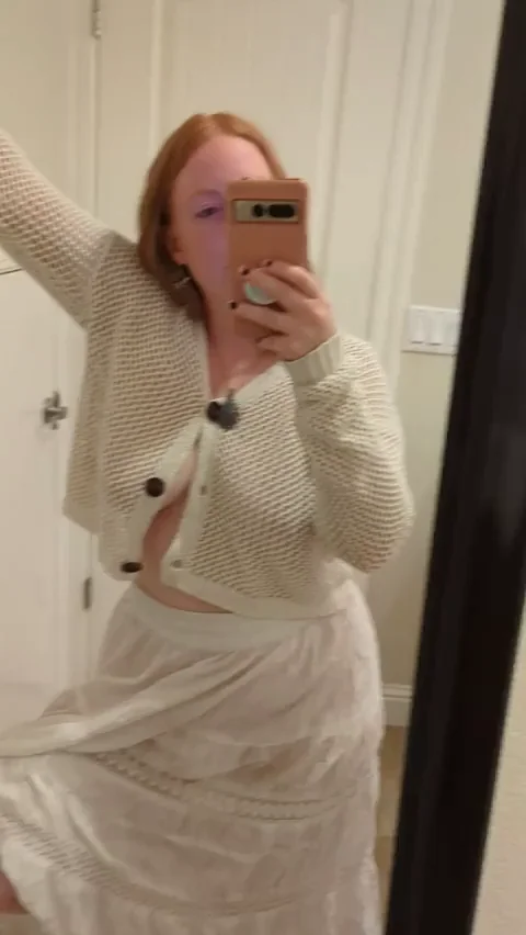 This skirt gets so dirty so quickly because I'm always frolicking around in nature in it 🤭