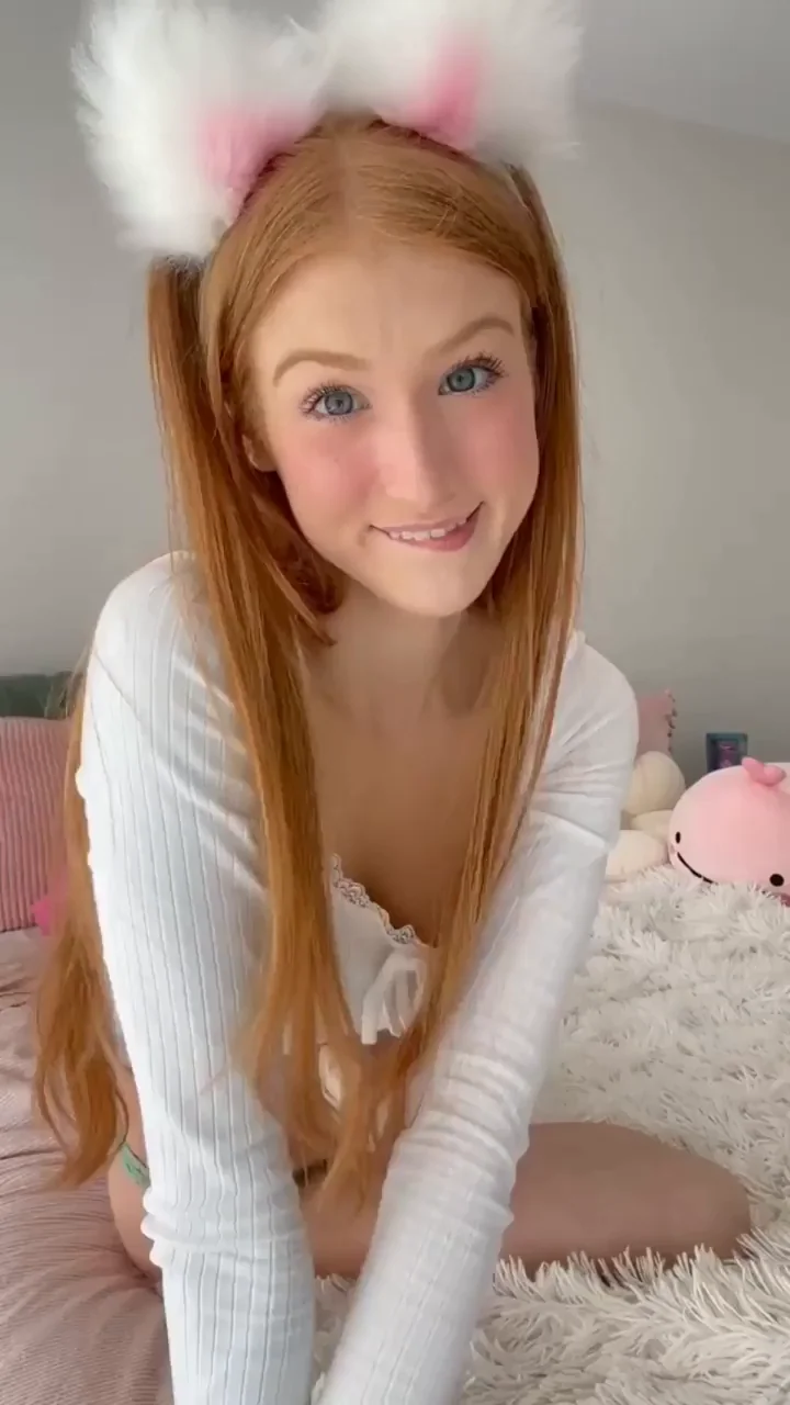 18yo Redhead Kitty Tease Begs to Ride Your Cock ^-^