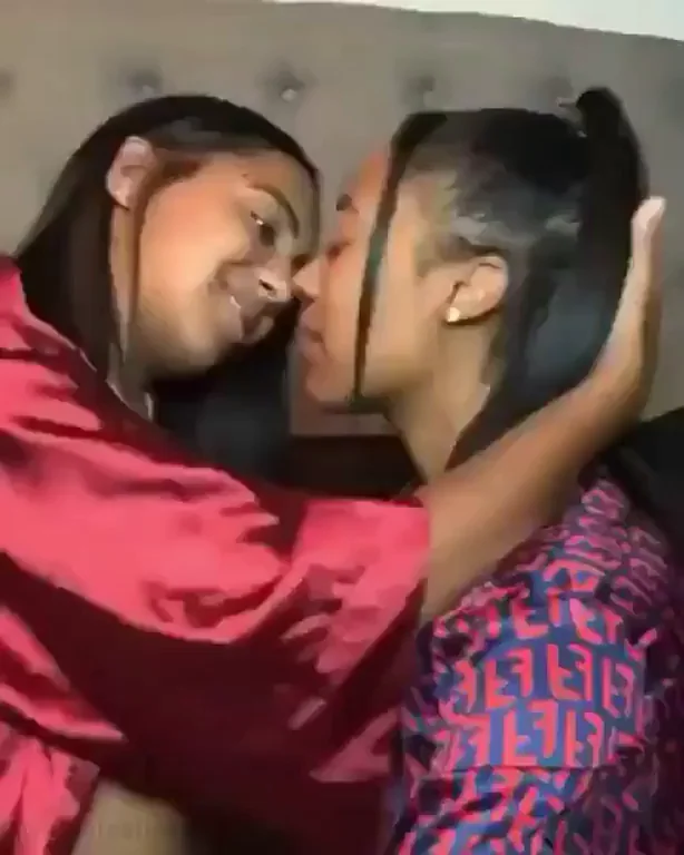 Ebony Lovers Make Up with Sloppy Bedtime Kisses