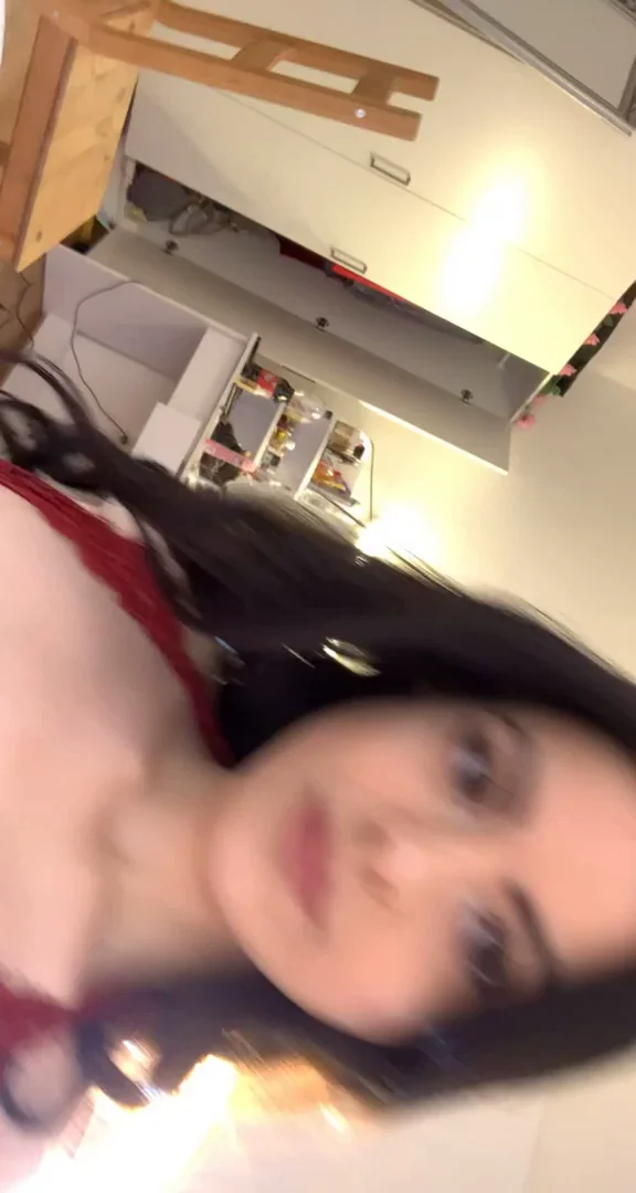Lonely OnlyFans Slut's Upside-Down Titty Tease 😢🔥🍒