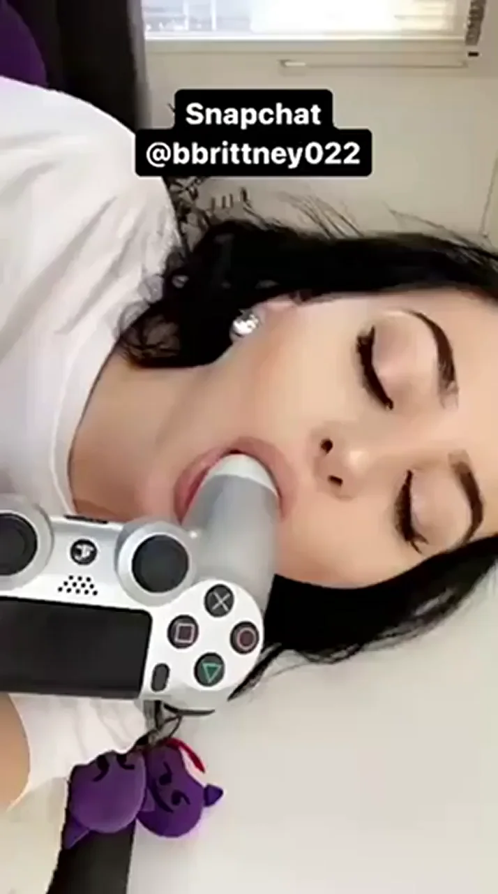 Ps4 controller is making my sucking skills better