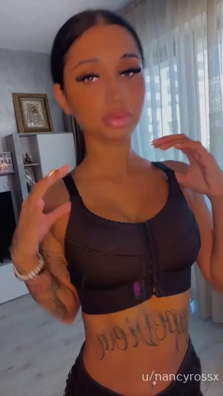 Say hi if you'd fuck mommy