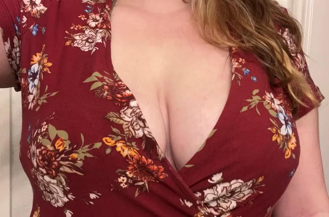 Veiny Tits Begging to Get Engorged? Help Pump 'Em Up! 💦🍈🍈