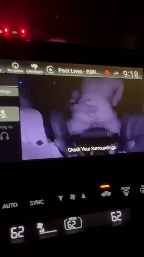 Slutwife Pounds Stranger's Dick in Minivan 🚐💦
