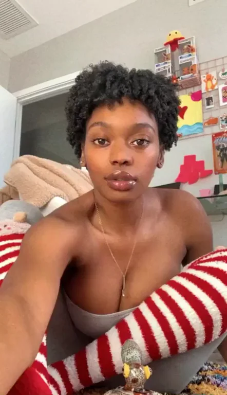 Hottest Homecoming Elf Slut Surprise 🍭🔥
