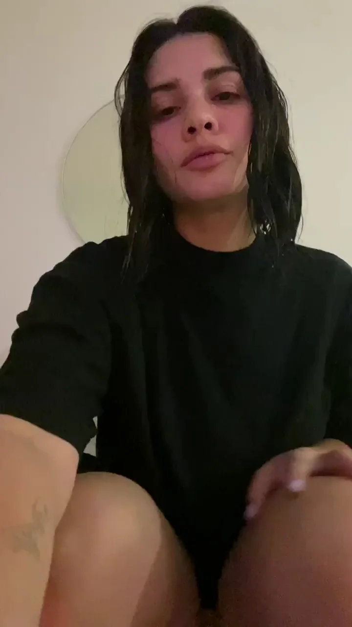 Do you like my all natural tits? (OC) (Drop)