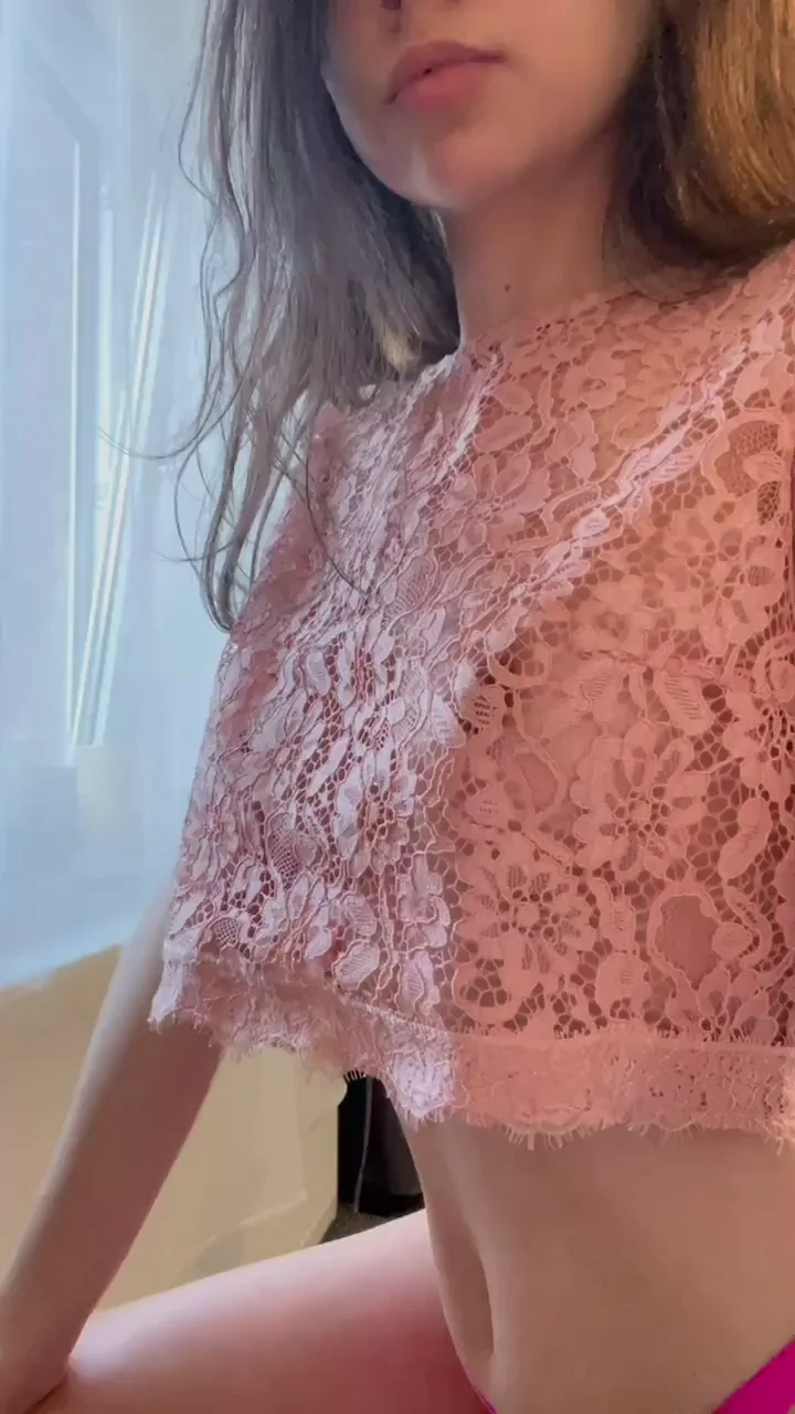 No Makeup Tiny Tits 20yo Latina: Still Fuckable? 😈🍑