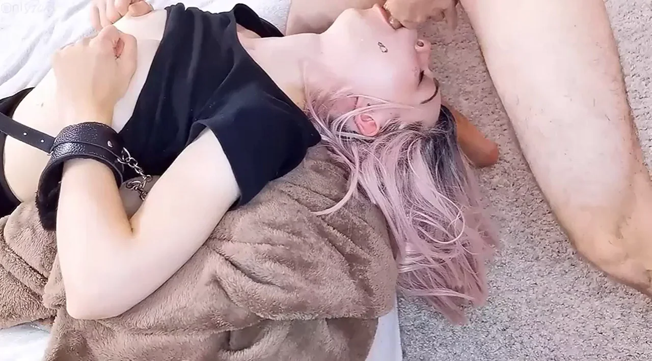 Throat Throat Fuck ThroatPie Porn GIF by fnsalx