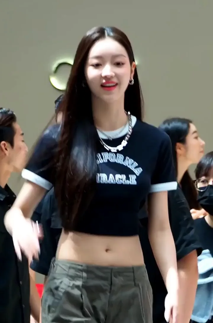 Oh My Girl - Yooa