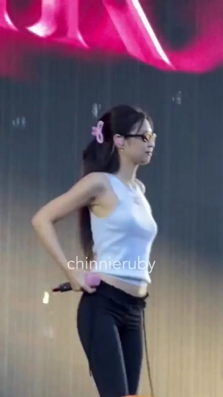 BLACKPINK - Jennie