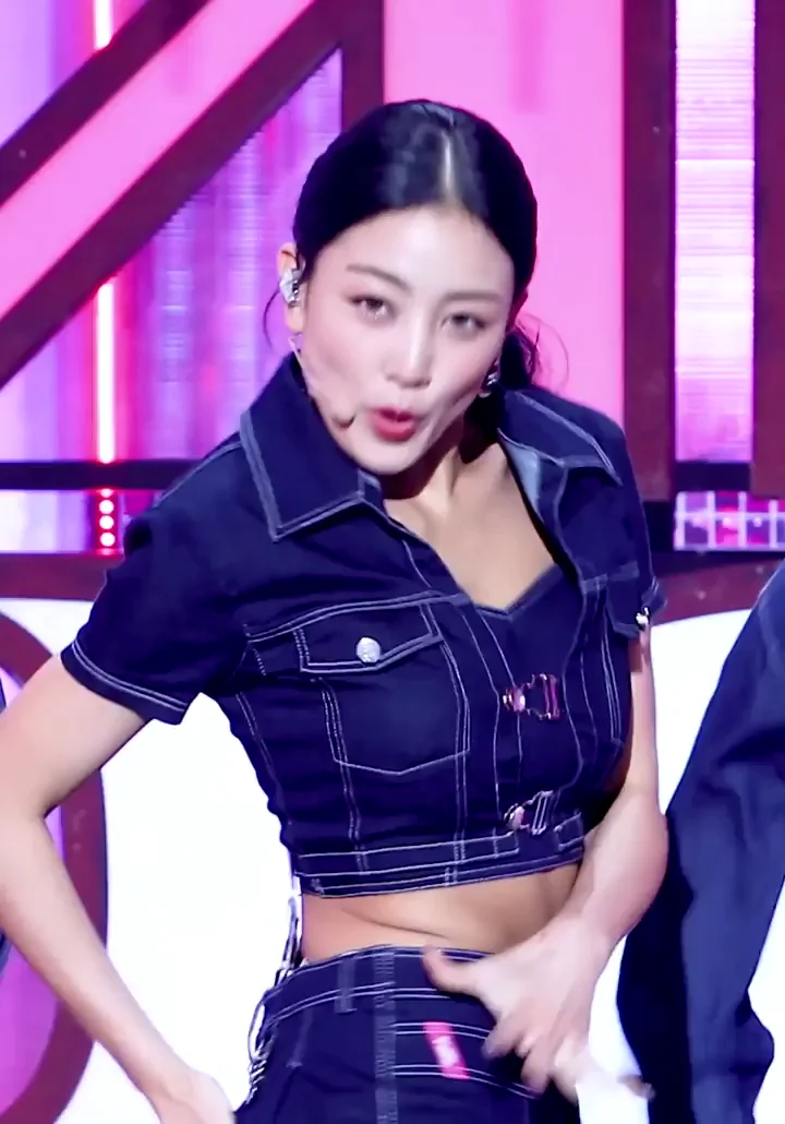 TWICE - JIHYO