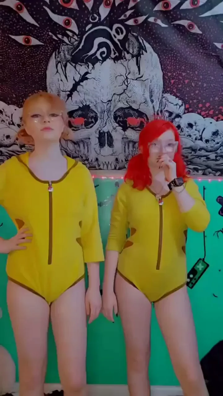 Lily & Jenny Strip