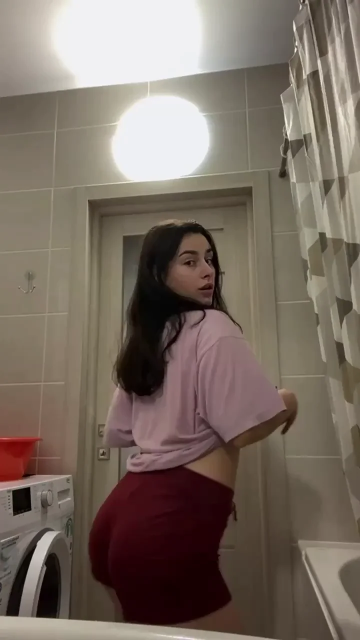 If you look too long you'll fall in love