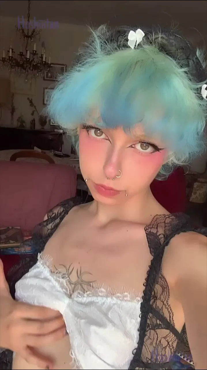 Who wants to be my master? ðŸ’•