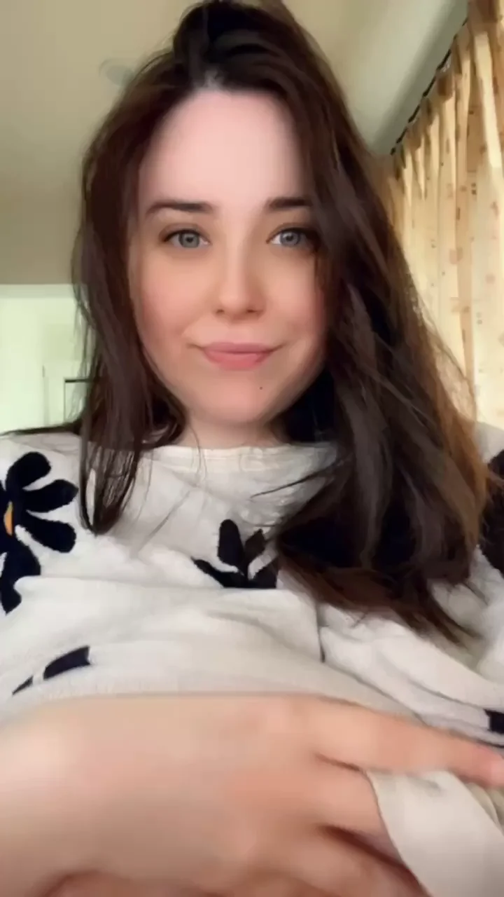 I've been told I have delicious tits, do you agree? 😁‹