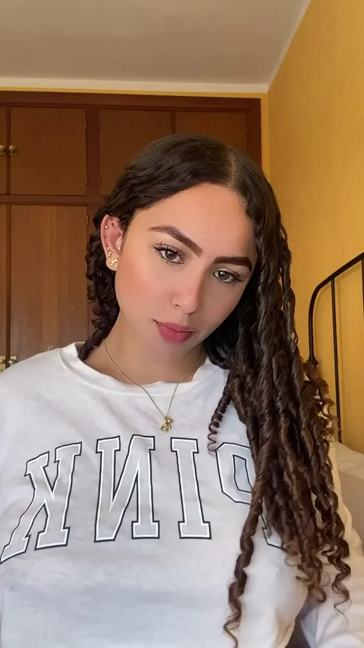 Obsessed with This Slutty Outfit 😍👙