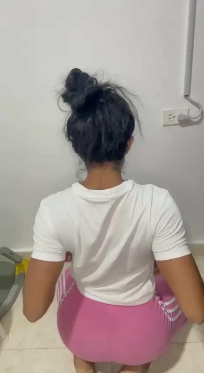 🍑 Barely Legal Ebony Teen Flexes Juicy Ass & Cute B-Cup Titties 💦