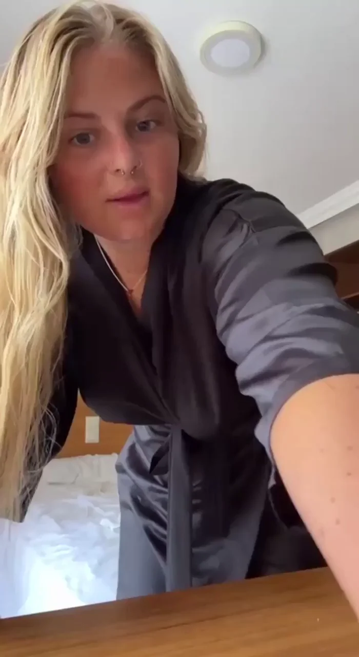 Does a chubby girl like me can get you hard?