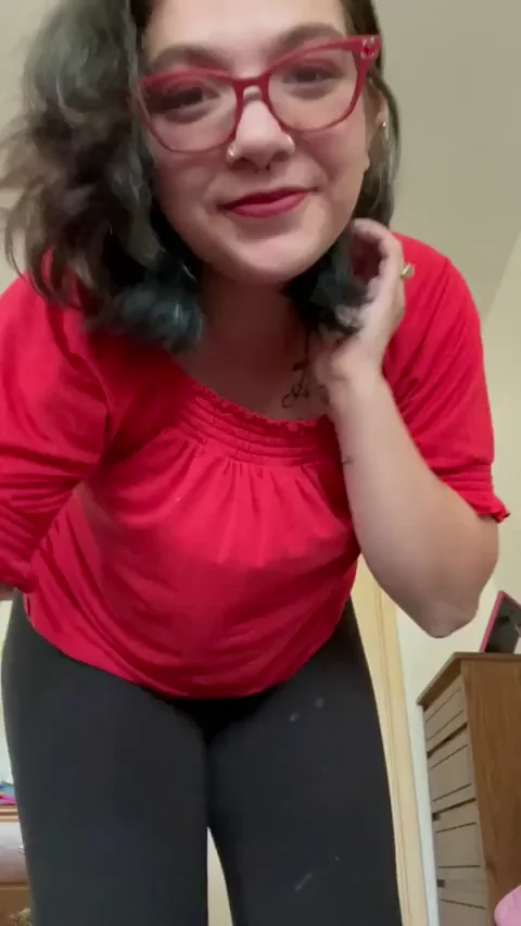 I'm a happy milf when I'm horny