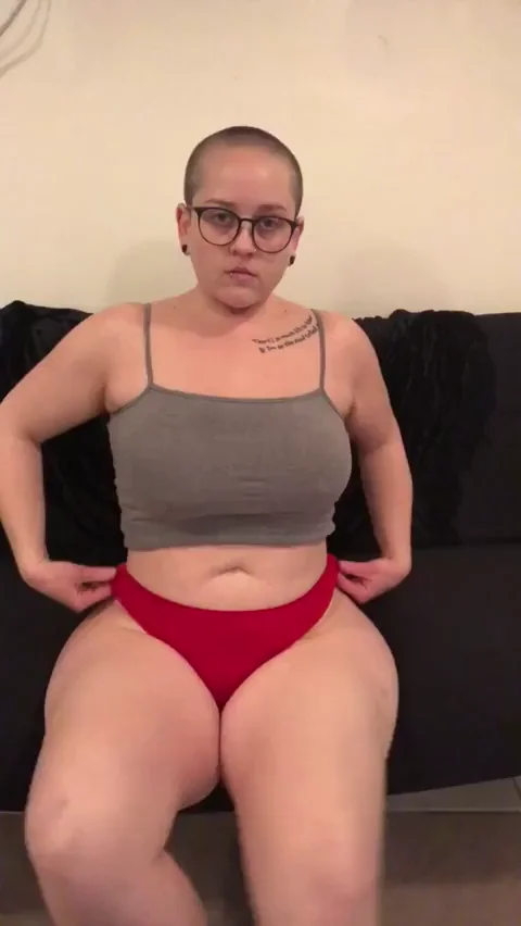 Thiccc AF Bald Babe Titty Drop 🍈🍈🔥