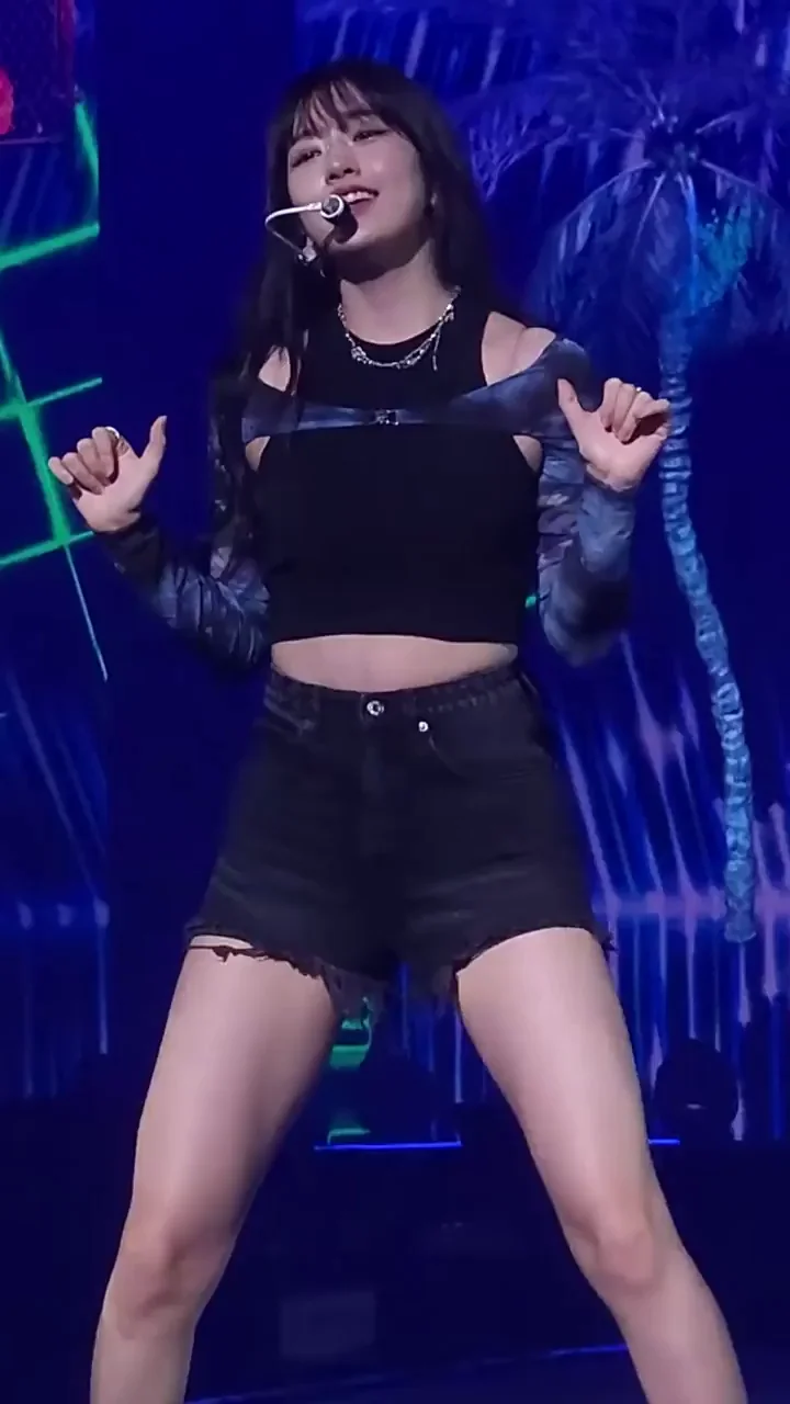 IVE - Happy Yujin Day!