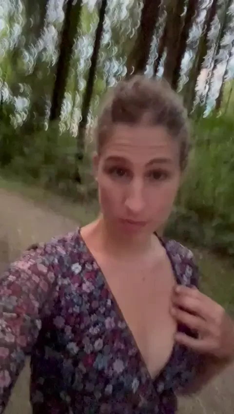 Im just flashing my boobs