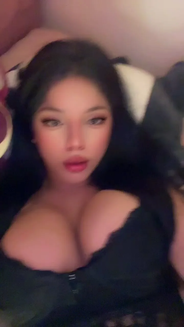 Thick Fuckdoll Latina Teases with Massive Tits 😈🍒