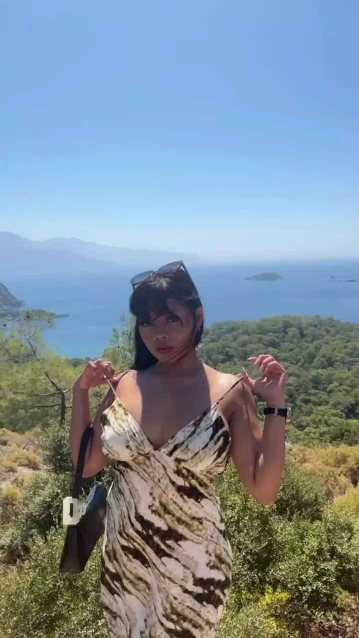 Stay for the blooper at the end lol :)