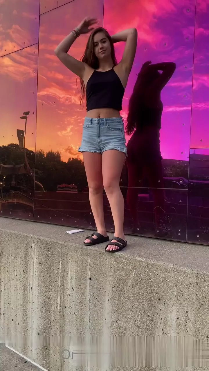 21 [F4M] [ Snapchat ] [Msevelynpais]Press the up arrow and I'll send an instant nude. Always in the mood for s*xting👆