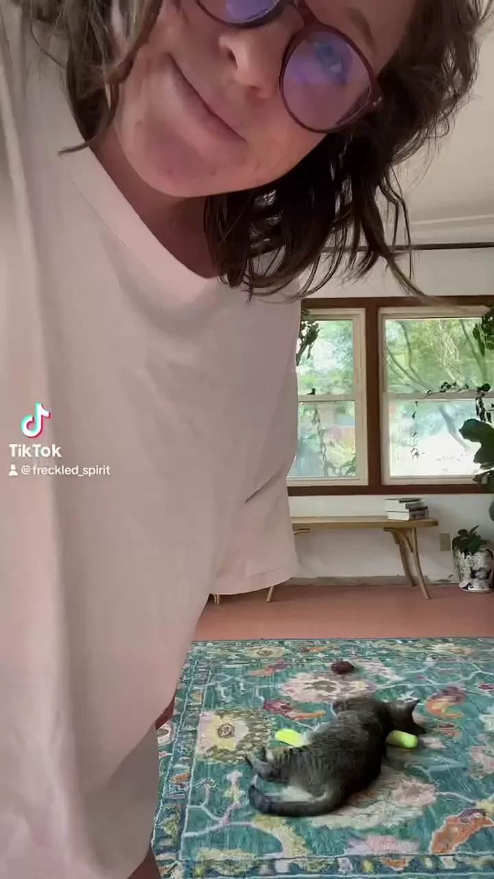 Hiya