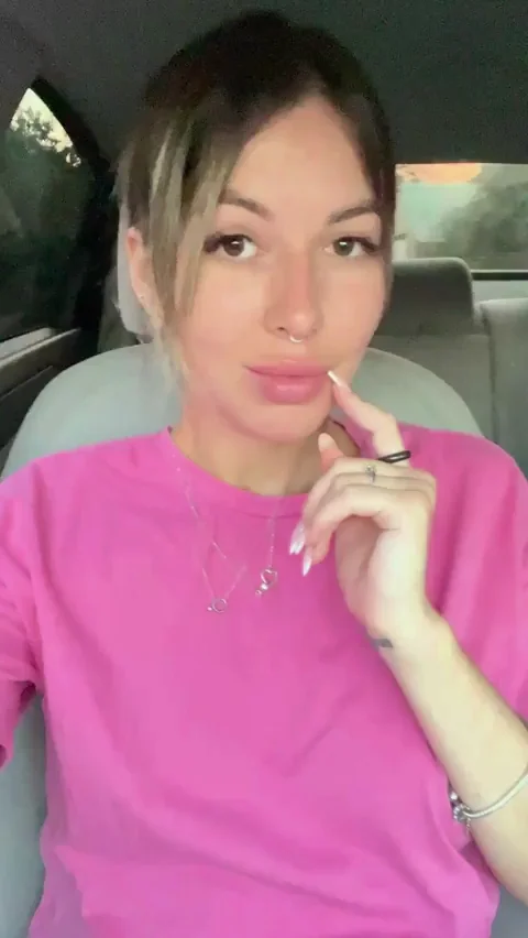 Hot Slut Flashes Perky B-Cups in Parking Lot Car