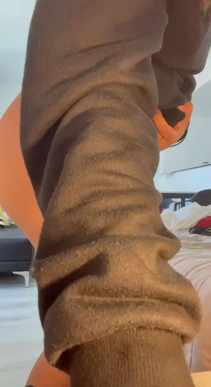 Wanna stretch me out and fill my body up?