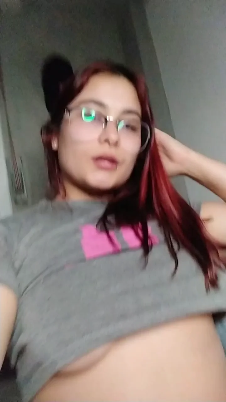 Latina wanting to masturbate. ðŸ”¥