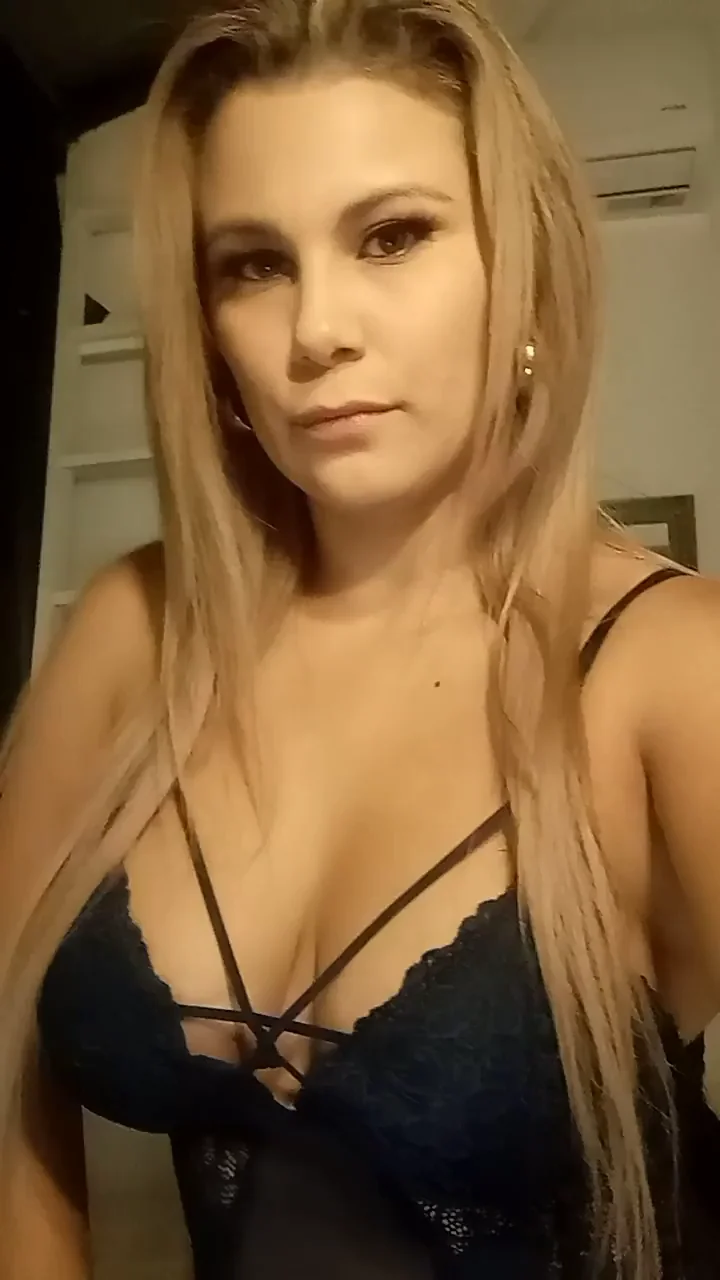I'm your step mon, come here