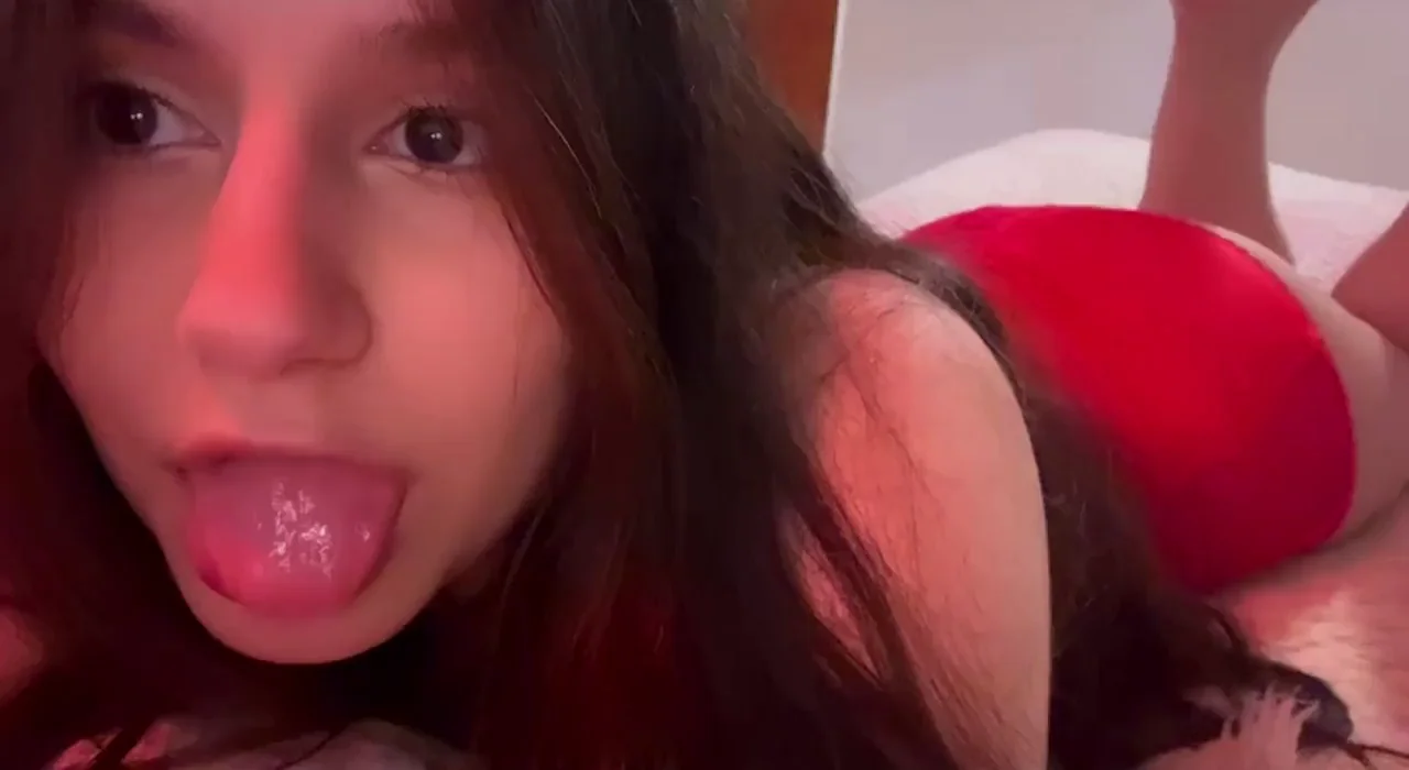 I am ready to swallow your cum ðŸ’‹