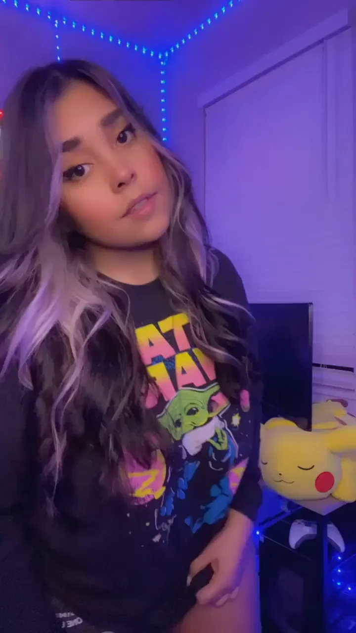 Ever Fucked a Thick Latina Slut Like Me? 🔥🍑