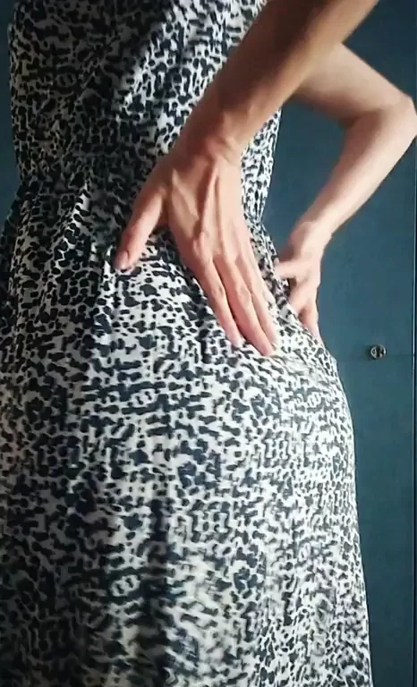 It does look bigger without panties..