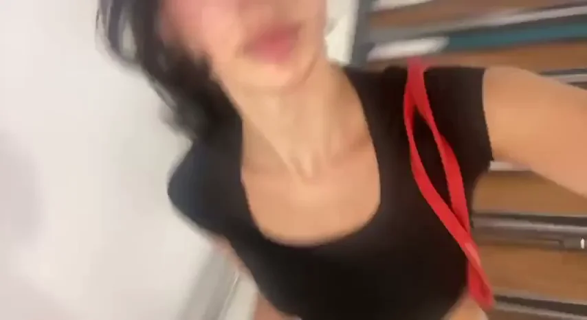 Trans Babe's Workout Bulge Gone Wild 💦🏋️‍♀️