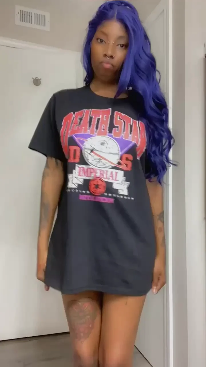 Goth Slut's Star Wars Cuddles Tease 💜🖤